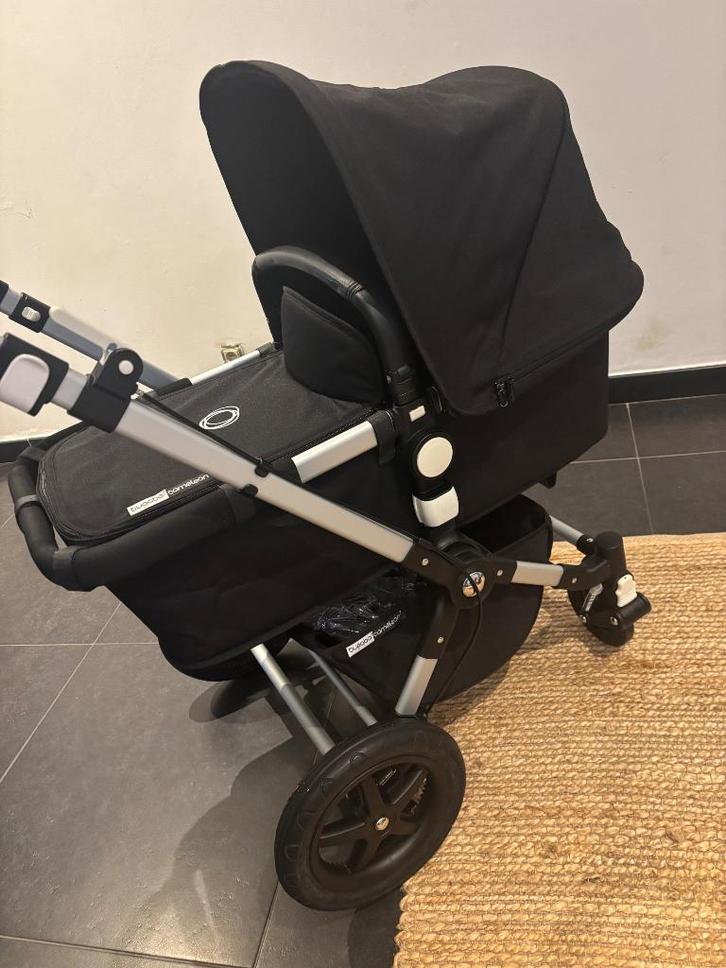 Poussette bugaboo, Enfants & Bébés, Poussettes & Combinaisons, Utilisé, Poussette, Bugaboo, Avec siège auto, Avec nacelle, Tige de poussée réglable