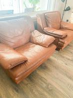 Twee lederen eenzits van het Italiaanse merk Natuzzi., Ophalen, Gebruikt