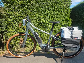 Nieuwe elektrische sportieve fiets beschikbaar voor biedingen