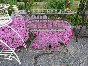 Divers articles de jardin à vendre  beschikbaar voor biedingen