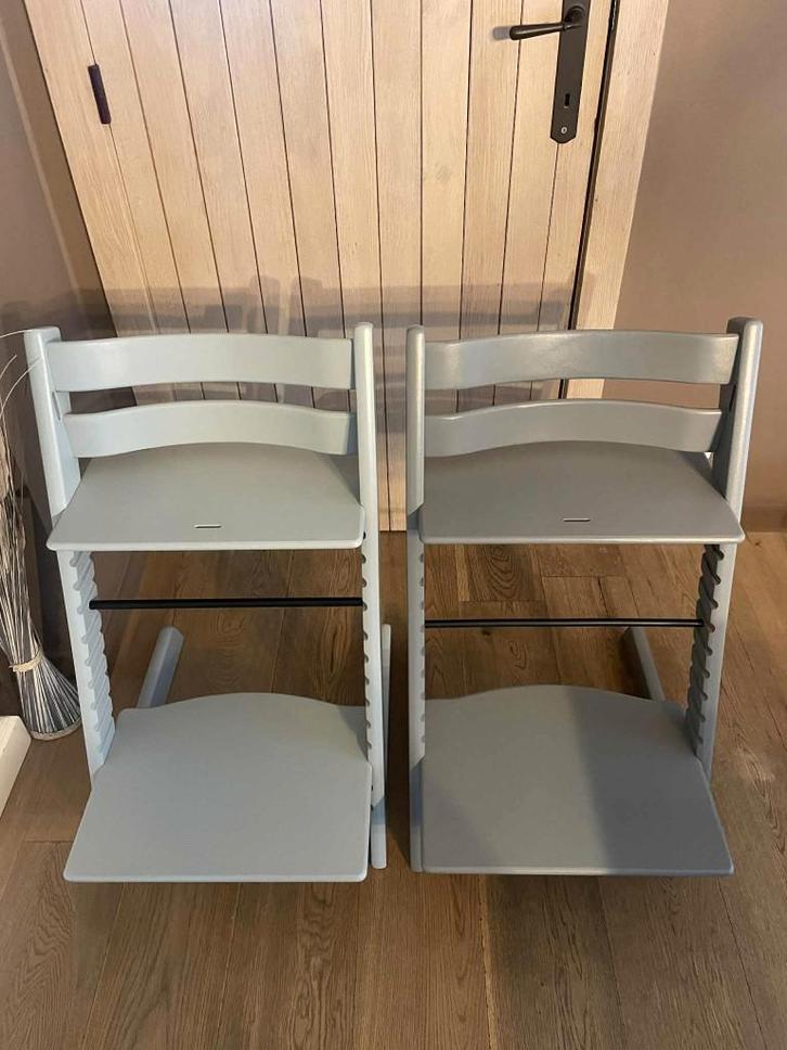Nouveau modèle Stokke Tripp Trapp gris et bleu parfait état, Enfants & Bébés, Chaises pour enfants, Neuf, Chaise évolutive, Coulissant
