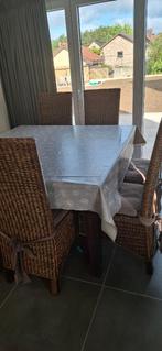 Houten tafel met 8 stoelen (140x140), Huis en Inrichting, Ophalen, Gebruikt, Vierkant, Vijf personen of meer