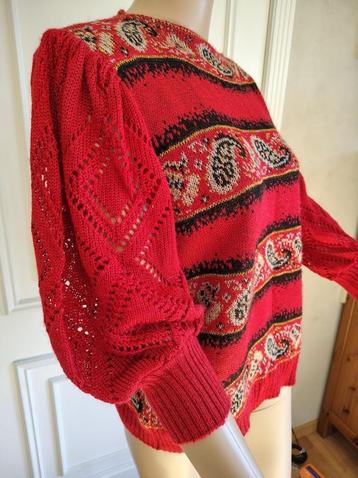 Leuke vintage trui met gehaakte mouwen   beschikbaar voor biedingen