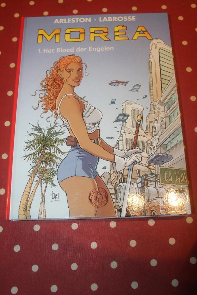 Moréa   1-2       HC, Boeken, Stripverhalen, Zo goed als nieuw, Meerdere stripboeken, Ophalen of Verzenden