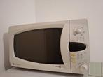 Micro-ondes  LG, Electroménager, Micro-ondes, Enlèvement, Utilisé, 45 à 60 cm, À Poser