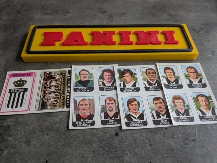 PANINI FOOTBALL 1973/74 SC CHARLEROI 4 AUTOCOLLANTS 1973, Hobby & Loisirs créatifs, Autocollants & Images, Comme neuf, Envoi