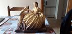 Gipsen sculptuur dame met pauw Arnova, gevijld 639, Antiek en Kunst, Kunst | Beelden en Houtsnijwerken, Ophalen
