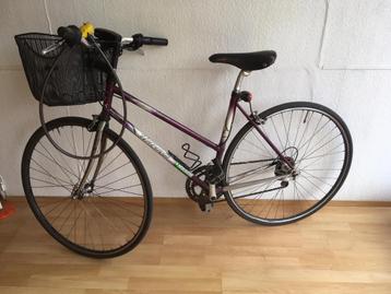 Fiets. beschikbaar voor biedingen