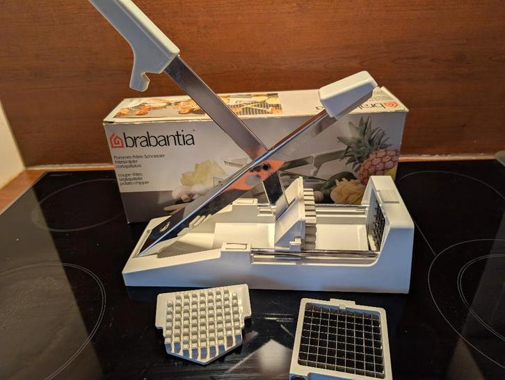 Frietensnijder: Brabantia, Huis en Inrichting, Keuken | Servies, Zo goed als nieuw, Overige typen, Ophalen of Verzenden