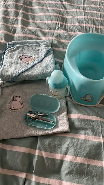 Baby verzorgingsset Bébé-jou beschikbaar voor biedingen
