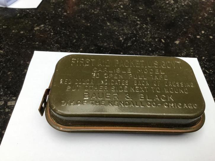 Zeldzaam militair Amerikaans  eerste hulp doos, Verzamelen, Militaria | Algemeen, Ophalen of Verzenden