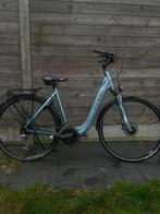 Damesfiets Cube touring met 27 versnellingen met slot, Fietsen en Brommers, Ophalen, Zo goed als nieuw, Overige merken, Versnellingen