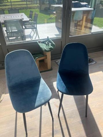 Stoelen beschikbaar voor biedingen