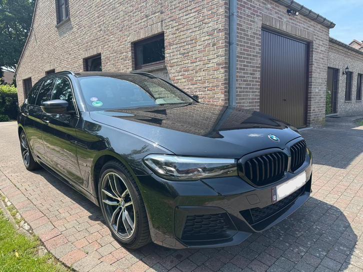 BMW 530e Facelift/M-pack/BTW/Trekhaak/Led/Pano, Auto's, BMW, Bedrijf, Te koop, 5 Reeks, Airbags, Airconditioning, Bluetooth, Bochtverlichting