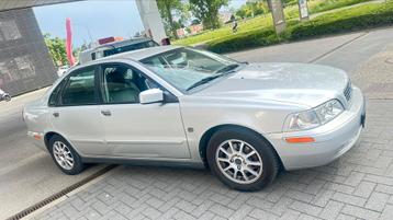 Volvo S40 *1.9D*2002* 75kw* 200k km* A/C* Cuir * beschikbaar voor biedingen