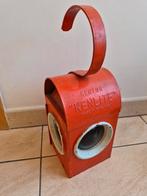 Lanterne de signalisation ferroviaire Kenyon Kenlite, Enlèvement