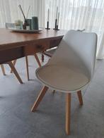 table à manger avec 4 chaises 100€, Maison & Meubles, Tables | Tables à manger, Rectangulaire, Autres essences de bois, 50 à 100 cm