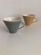 2 anciennes tasses Boch, années 50 ( séduction ?)