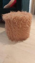 Fluffy roze poef van Xenos, Ophalen, Zo goed als nieuw, Overige materialen