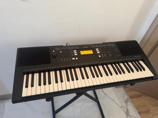 Yamaha psr e343 61 key, Musique & Instruments, Claviers, Comme neuf, 61 touches, Yamaha, Sensitif, Enlèvement