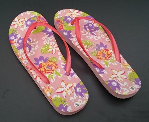 soepele zachte strand - teen slippers roos + bloemen NIEUW, Vêtements | Femmes, Chaussures, Neuf, Sandales de bain, Rose, Enlèvement ou Envoi