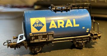 3054. „Aral” H0 Märklin tankwagen. beschikbaar voor biedingen