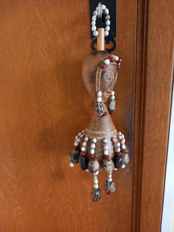 Braziliaans poppetje beschikbaar voor biedingen