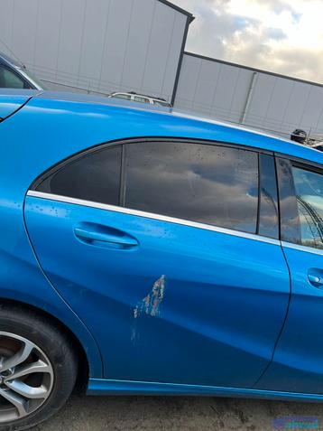 MERCEDES A KLASSE W176 blauw 162 rechts achter deur 2012-201 beschikbaar voor biedingen