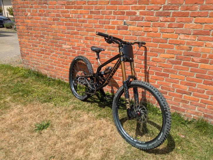 Mountainbike dh/freeride, Fietsen en Brommers, Fietsen | Mountainbikes en ATB, Gebruikt, Ophalen