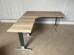 Elektrisch verstelbaar Bureau 180x200x80cm x hoogte 62-82cm, Ophalen, Elektrisch, Zo goed als nieuw, Bureau