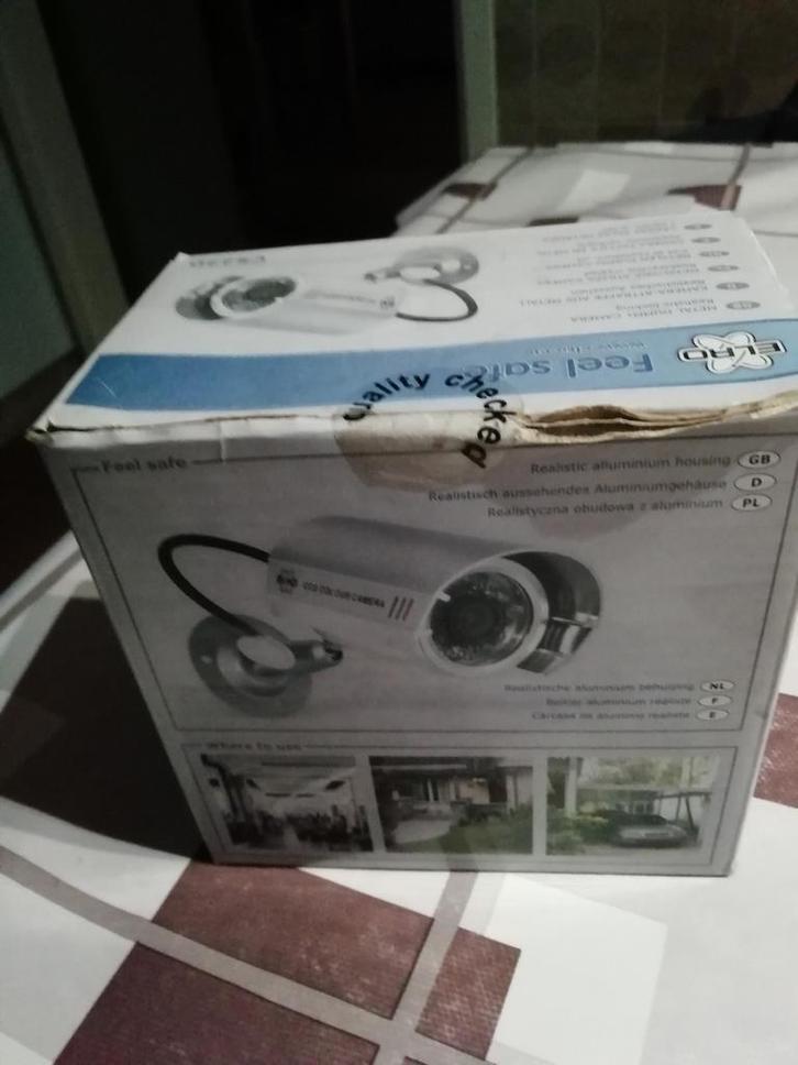 CAMÉRA FACTICE ELRO CS22D NEUVE DANS SA BOÎTE, TV, Hi-fi & Vidéo, Caméras de surveillance, Neuf, Enlèvement ou Envoi