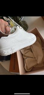 Louis vuitton schoenen, Kleding | Dames, Trouwkleding en Trouwaccessoires, Ophalen, Zo goed als nieuw, Schoenen