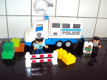 LEGO Duplo Ville Politietruck - 5680*PRIMA STAAT*VOLLEDIG*  beschikbaar voor biedingen