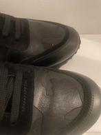 Sneakers Valentino in topstaat maat 42 zwart, Vêtements | Hommes, Chaussures, Valentino, Comme neuf, Baskets, Noir