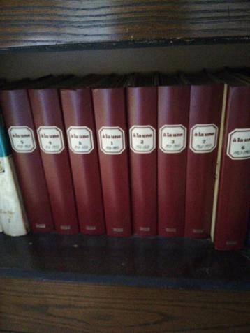 Encyclopedie A la une. 8 volumes. Histoire., Livres, Encyclopédies, Enlèvement ou Envoi, Comme neuf