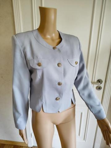 Kortere feestelijke vintage blazer beschikbaar voor biedingen