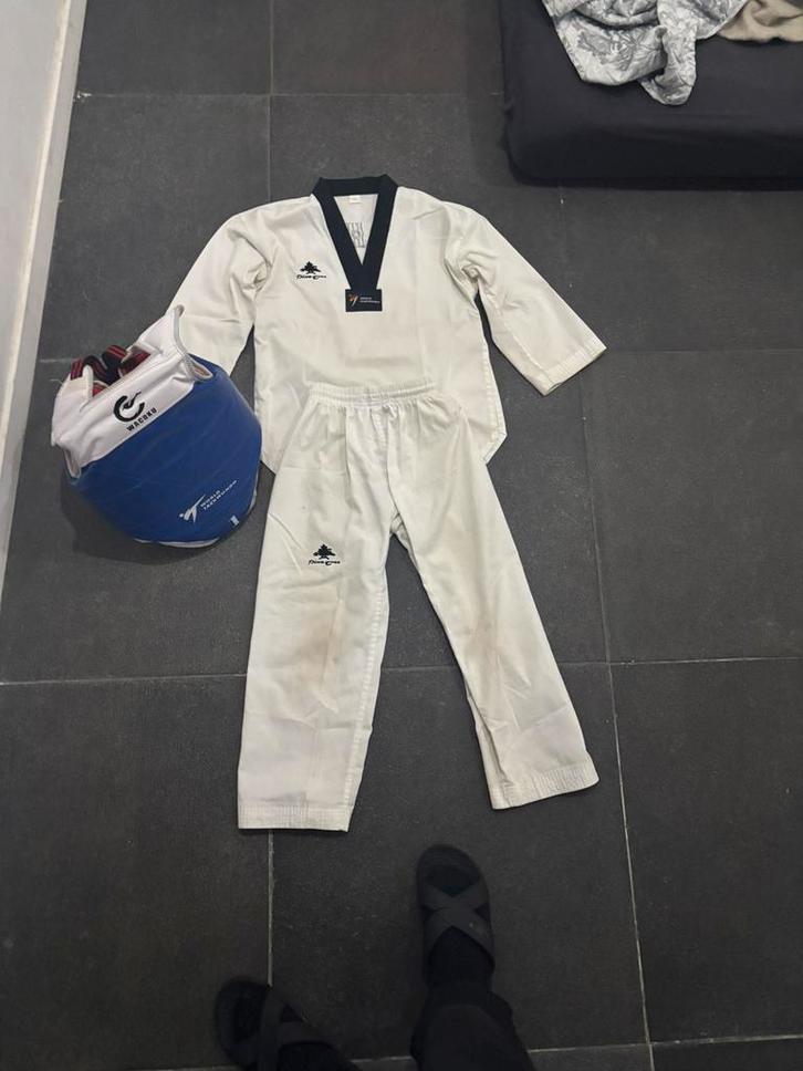 "Pine Tree" Taekwondo Pak met Borstbeschermer, Kleding | Heren, Overige Herenkleding, Gedragen, Ophalen