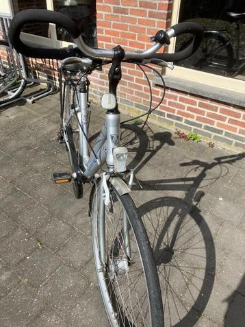 Damesfiets TREK beschikbaar voor biedingen
