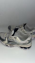 Asics Gel-kayano 14, Ophalen, Zo goed als nieuw, Wit
