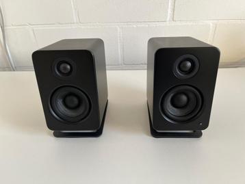 Speakers Kanto Yu2 + stand beschikbaar voor biedingen