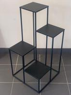 Design etagere in metaal, Ophalen of Verzenden, Zo goed als nieuw