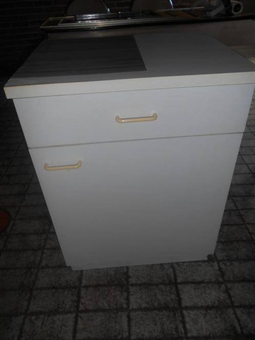 PETIT MEUBLE BLANC, Huis en Inrichting, Badkamer | Badkamermeubels, Gebruikt, (Half)hoge kast, Minder dan 100 cm, 50 tot 100 cm
