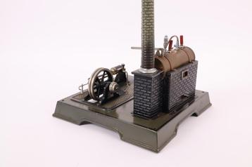 Antieke Märklin stoommachine met vliegwiel en schoorsteen beschikbaar voor biedingen