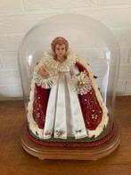 Glazen stolp met beeld, Ophalen