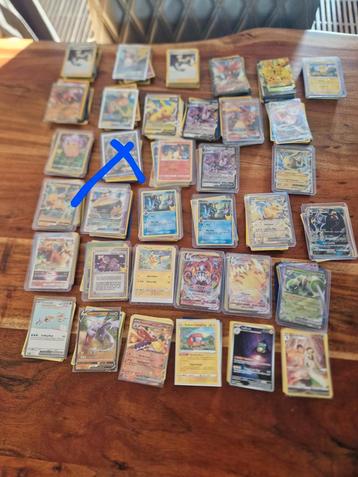 Pokemon bulk + holo mix  beschikbaar voor biedingen
