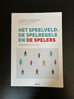 Het speelveld De spelregels en De spelers, Boeken, Ophalen of Verzenden, Zo goed als nieuw