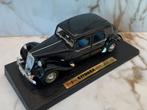 (Met doos) Maisto Citroën Traction Avant, Hobby en Vrije tijd, Modelauto's | 1:18, Ophalen of Verzenden, Zo goed als nieuw, Auto