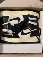 Nike Air Jordan 1 High Elevate Summit - maat 44 en 44,5, Kleding | Heren, Schoenen, Wit, Nike, Nieuw, Ophalen of Verzenden