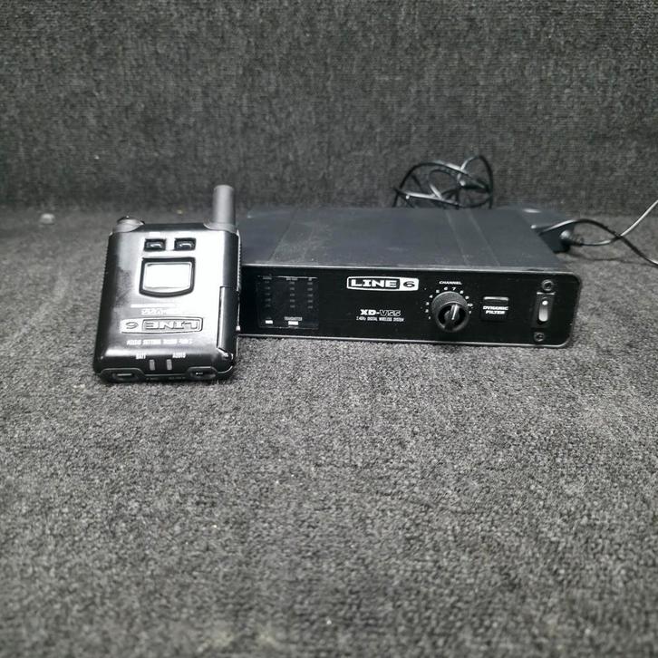 LINE 6   Draadloze mic beltpack  zender + ontvanger-, Muziek en Instrumenten, Microfoons, Zo goed als nieuw, Ophalen of Verzenden