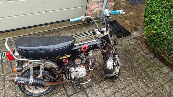 Verroeste bromfiets Jincheng type Dax, Fietsen en Brommers, Brommeronderdelen | Scooters, Gebruikt, Overige merken, Overige typen